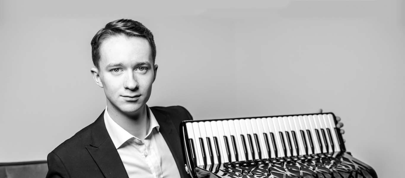 Lunchtime Concert: Ryan and Dida - Music for Accordion and Piano Image